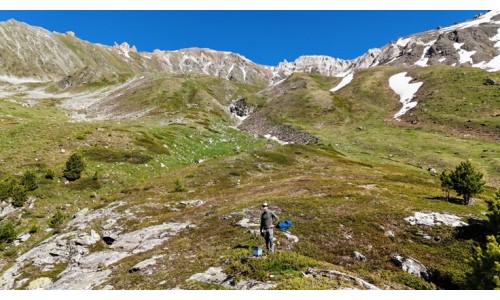 Conférence SNSN - Qu'est-ce que la pesanteur nous apprend sur l'eau (et glace) sous nos pieds ?